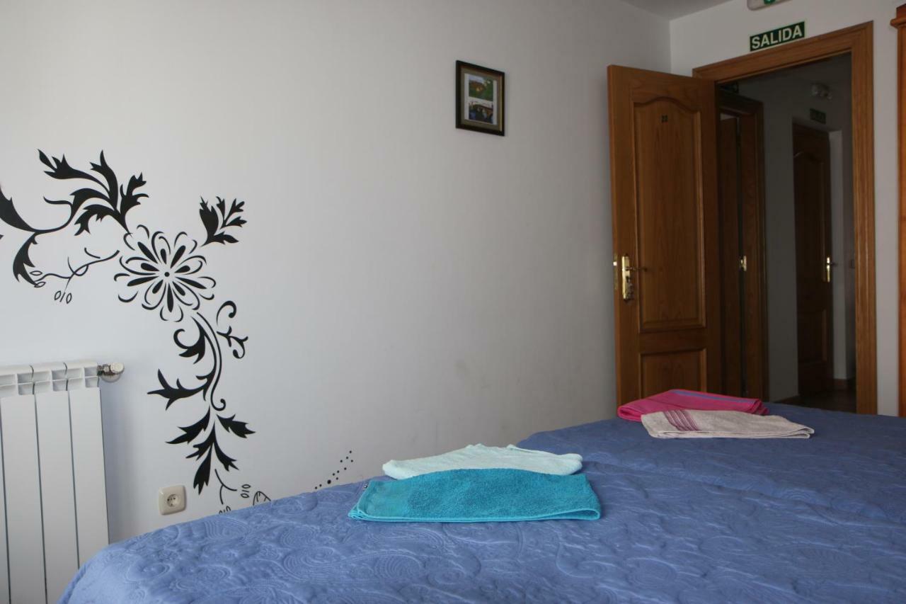 Hostal La Plaza Puente la Reina Kültér fotó