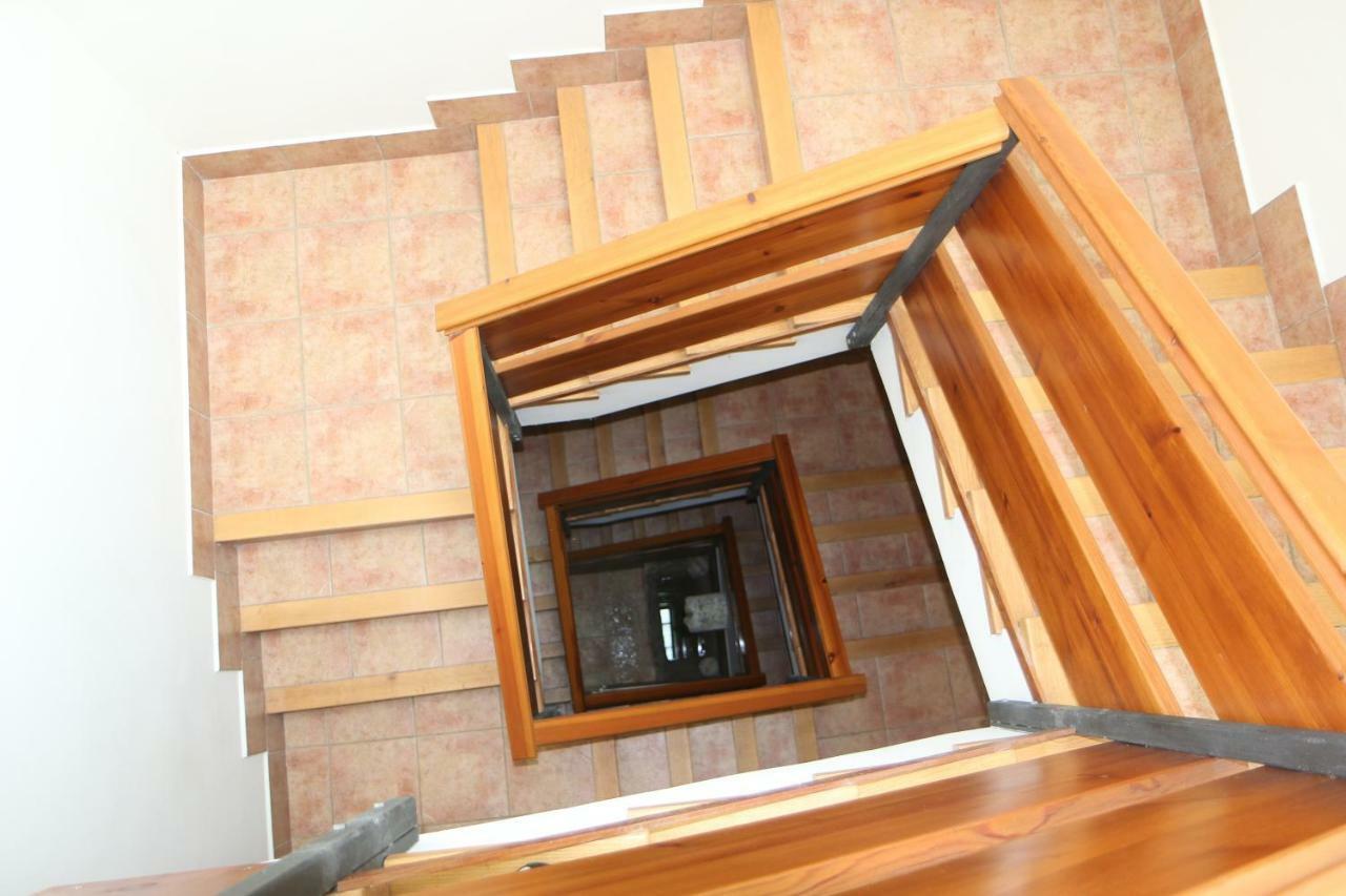Hostal La Plaza Puente la Reina Kültér fotó
