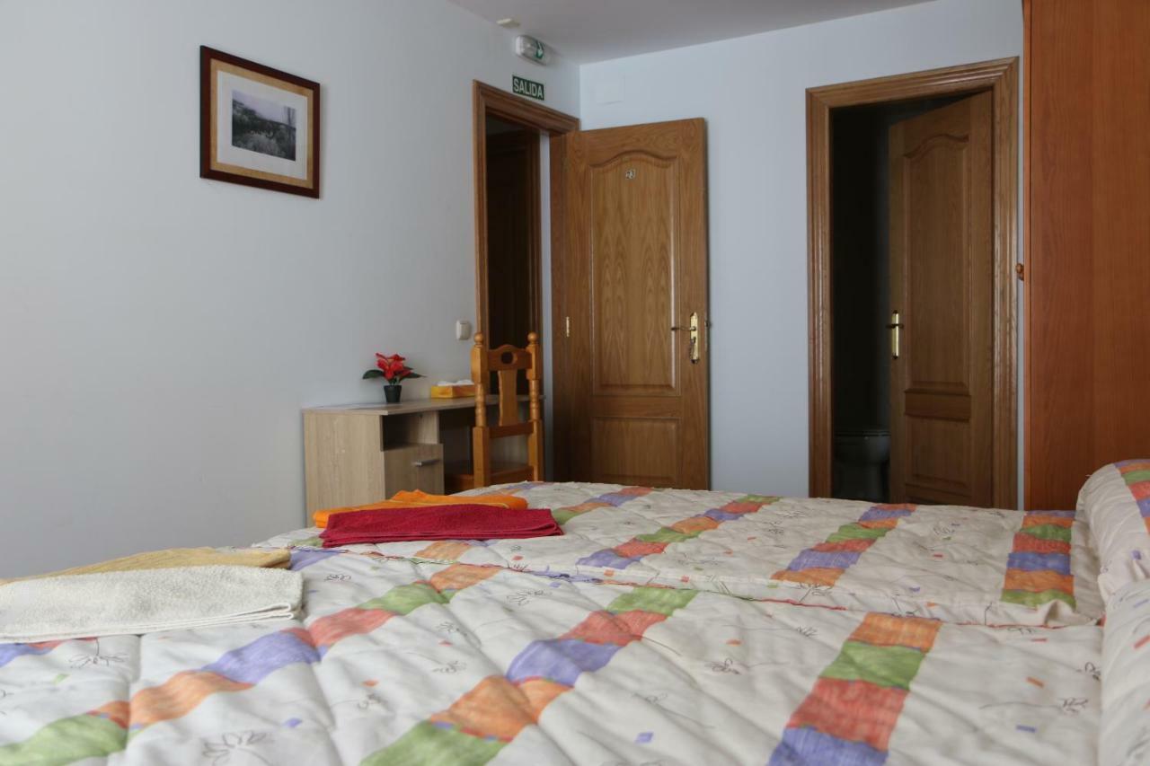 Hostal La Plaza Puente la Reina Kültér fotó