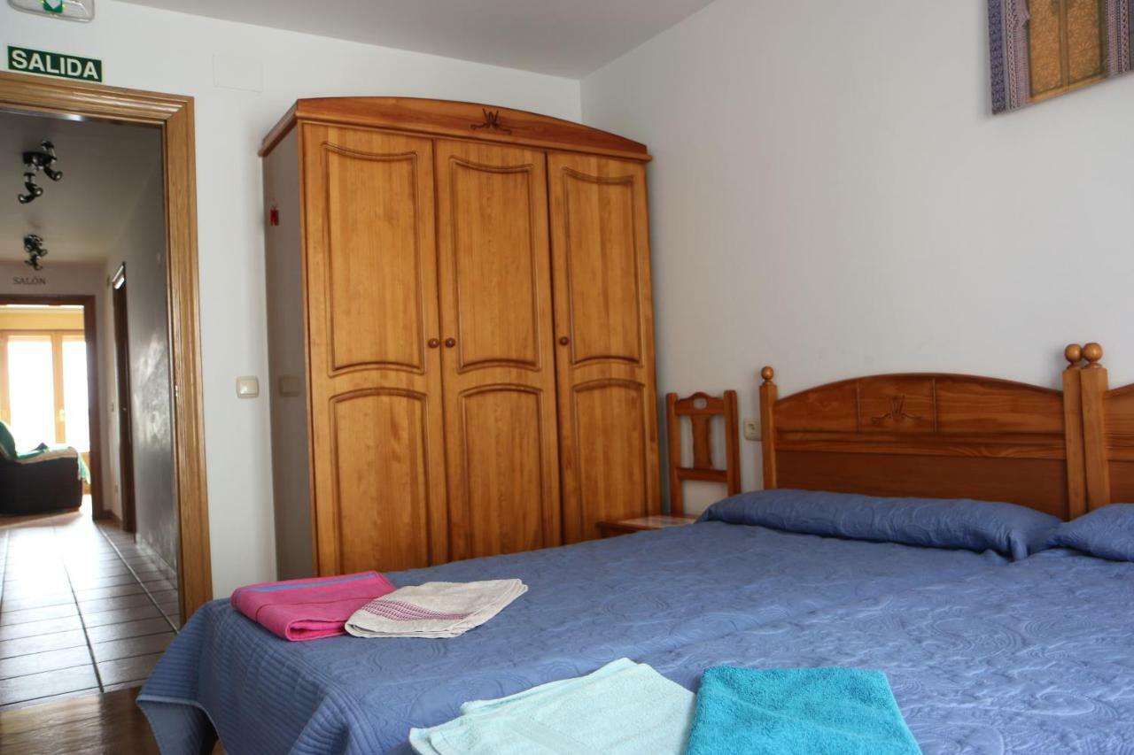 Hostal La Plaza Puente la Reina Kültér fotó
