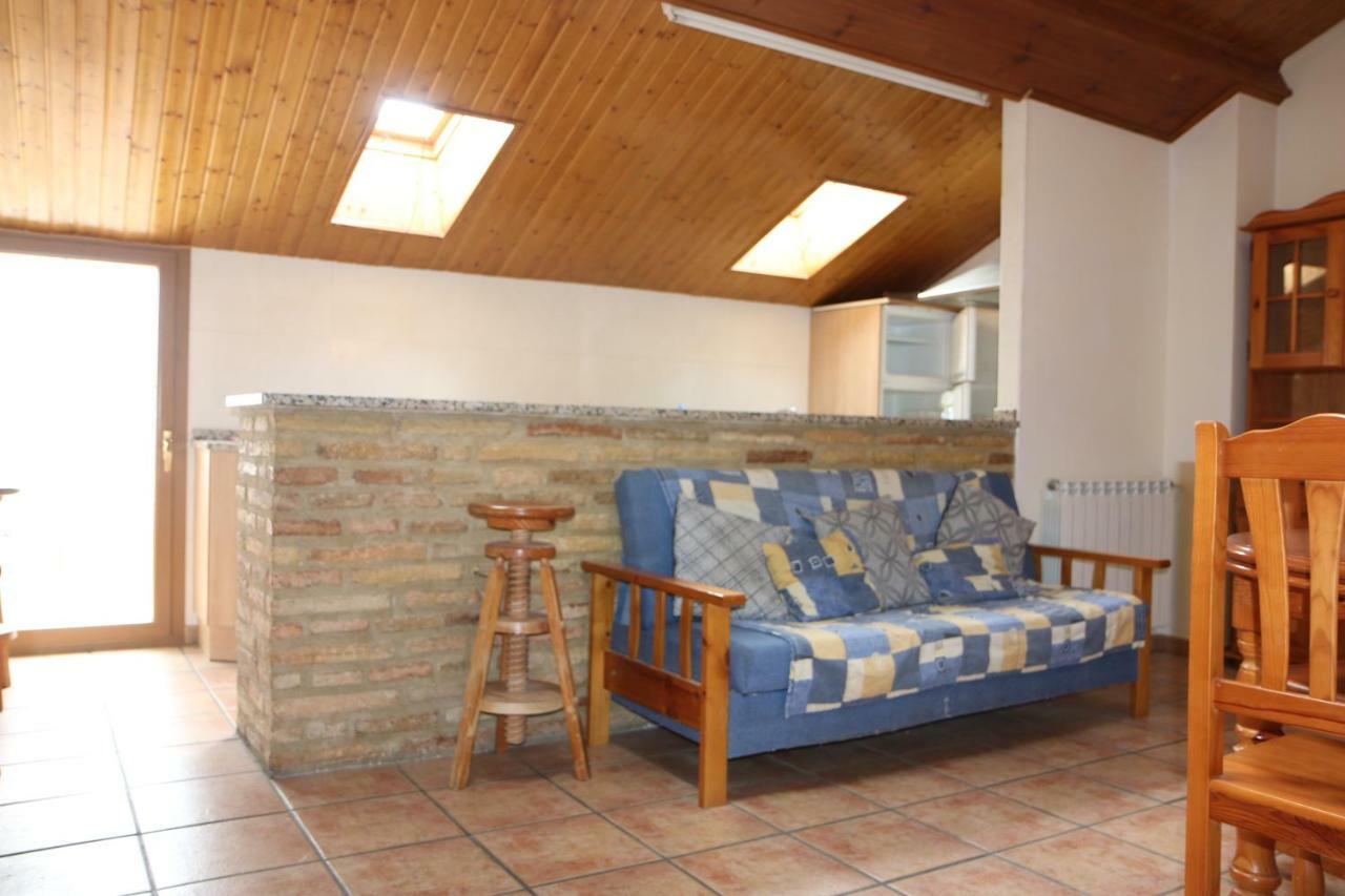 Hostal La Plaza Puente la Reina Kültér fotó